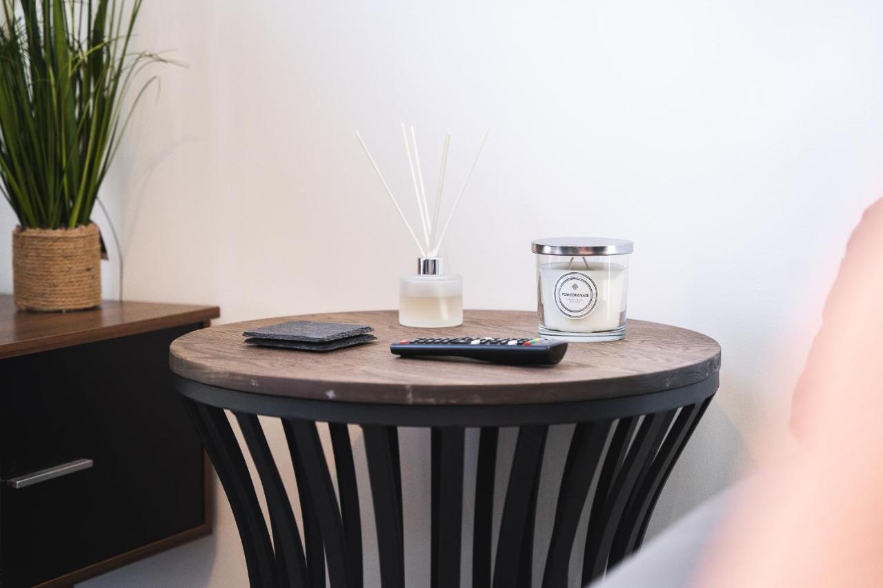 Central Studio - New - Free Wi-Fi - City Centre Sheffield Bagian luar foto